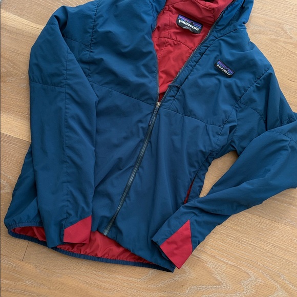 Patagonia Kids' Puffer Jacket in Blue and Red - Picture 3 of 9
